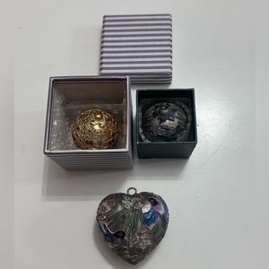 CLOISONNE ENAMEL CHRISTMAS ORNAMENT EXOTIC BIRD FLORAL MOTIF HEART SHAPED LOT